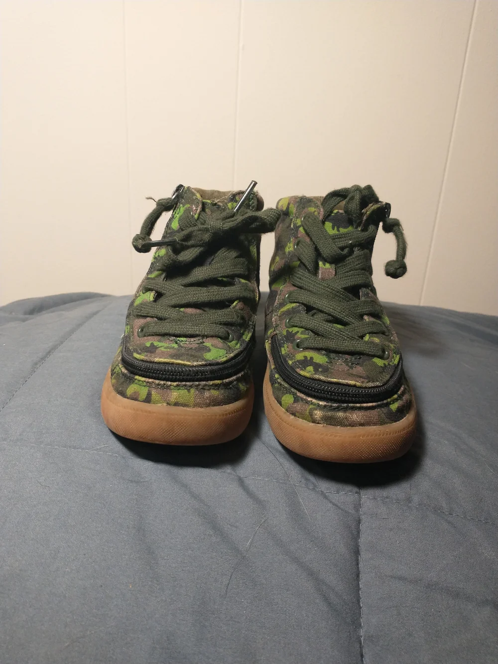 Billy High-Top Toddler Sneaker - Size 10M - Camouflage Print w/ Side Zip Closure